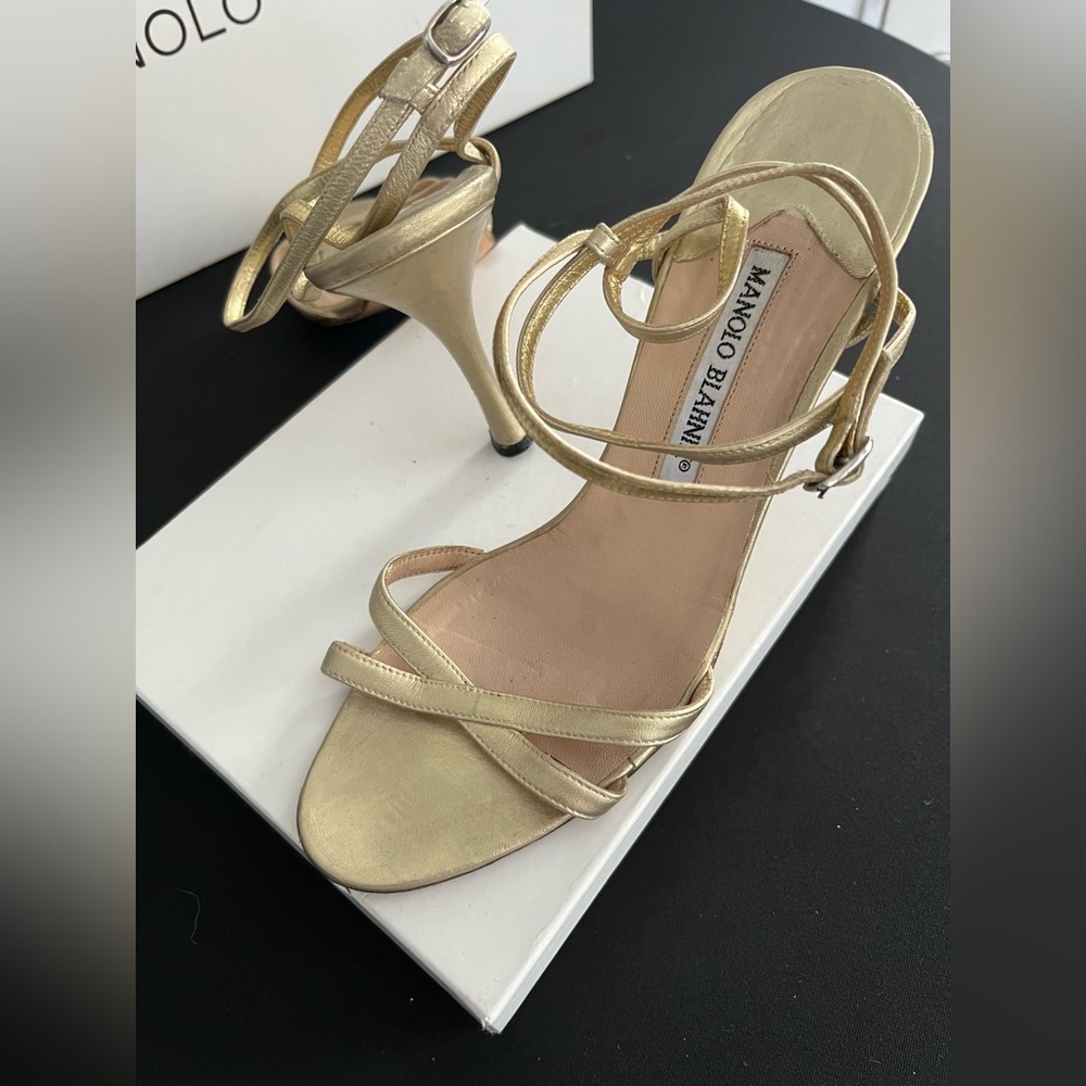 Manolo Blahnik gold metallic ankle strap heels (37) 6.5 - 7